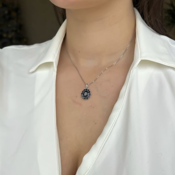 Срібна підвіска з сапфіром 5,58 карата