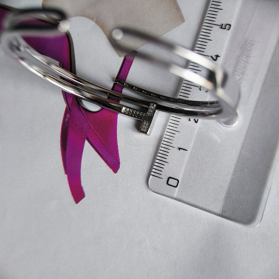 Silver bracelet with cubic zirconia