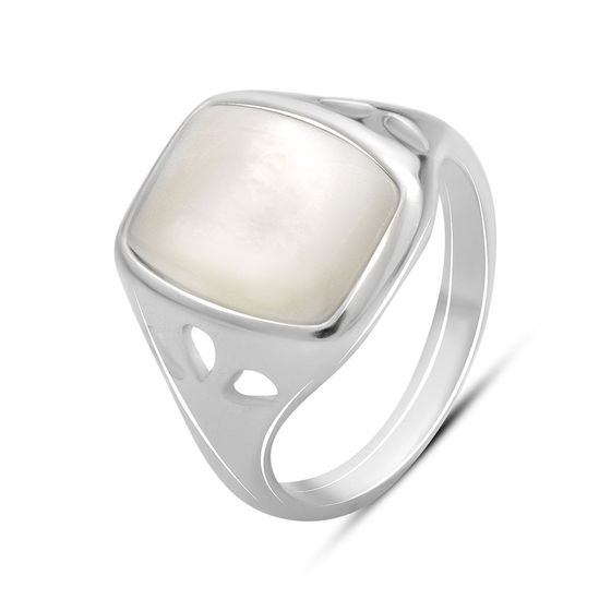 Silver ring with mother-of-pearl