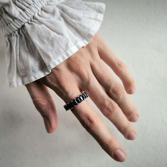 Срібне кільце з сапфіром 3,583 карата