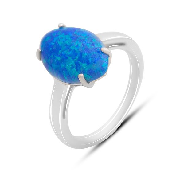 Silver ring with a 2.181-carat opal