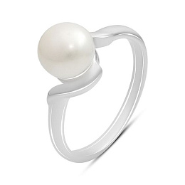Silver ring with pearls