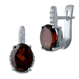 Silver earrings with garnet (4.895 carats)