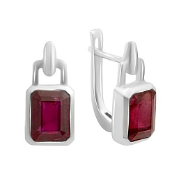 Silver earrings with a 4.315-carat ruby