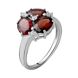 Silver ring with a garnet