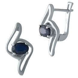 Silver earrings with a 1.995-carat sapphire