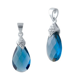 Silver pendant with a 4.555-carat London Blue topaz