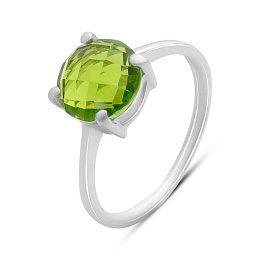 Silver ring with a 2.285-carat chrysolite