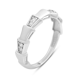 Silver ring with cubic zirconia