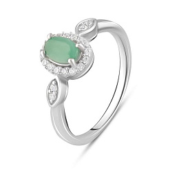 Silver ring with a 0.669-carat emerald