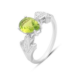 Silver ring with chrysolite 4.177ct, phianites
