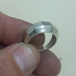 Серебряное кольцо без камней