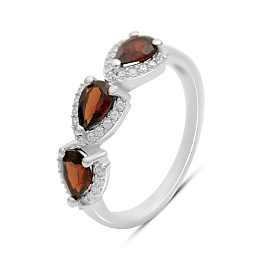 Серебряное кольцо с гранатом
