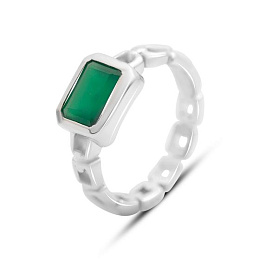 Silver ring with a 1.433-carat agate