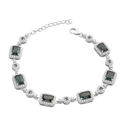 Silver bracelet with a 8.935-carat London Blue topaz