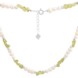 Silver necklace with baroque pearls, chrysolite