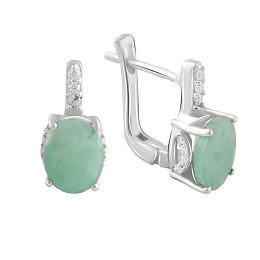 Silver earrings with a 3.783-carat emerald and cubic zirconia