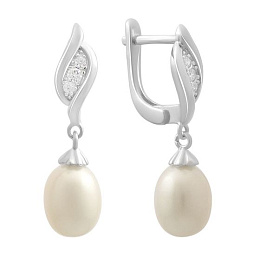 Silver earrings with pearls