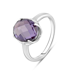 Silver ring with an alexandrite