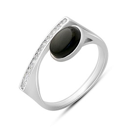 Silver ring with onyx