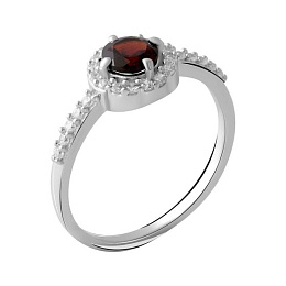 Silver ring with a 1.04-carat garnet