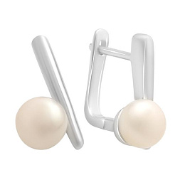 Silver earrings with pearls