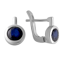 Silver earrings with a 2.083-carat sapphire