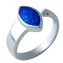 Silver ring with a 0.645-carat opal