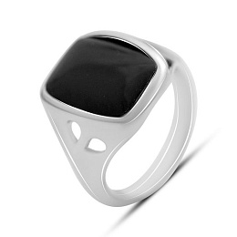 Silver ring with onyx