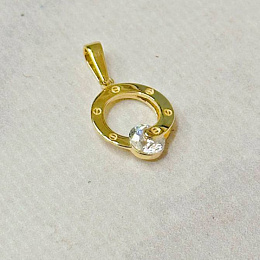 Gold pendant with 0.3ct phianites